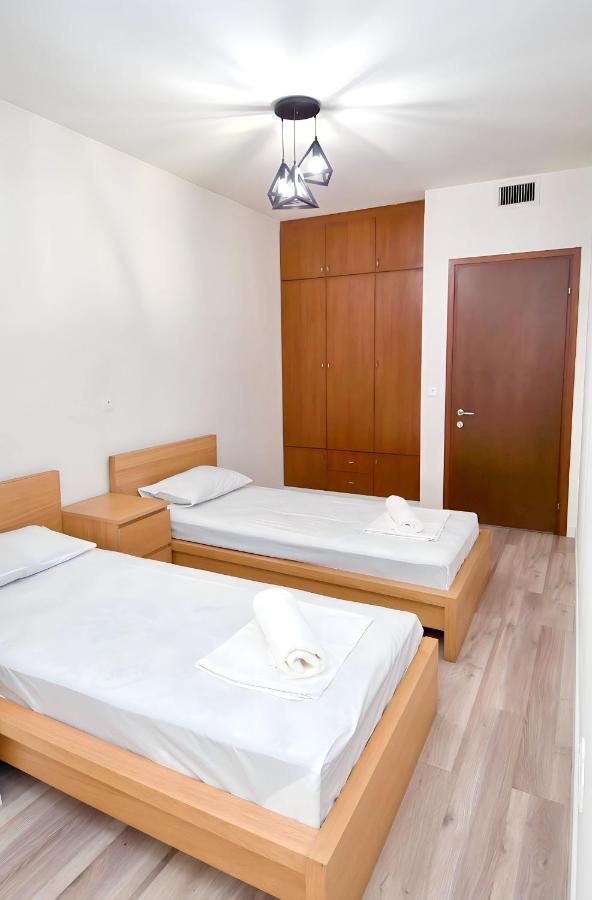Apartment Prime On Aram Street,2 Bedrooms,2 Bathrooms,open Balcony *